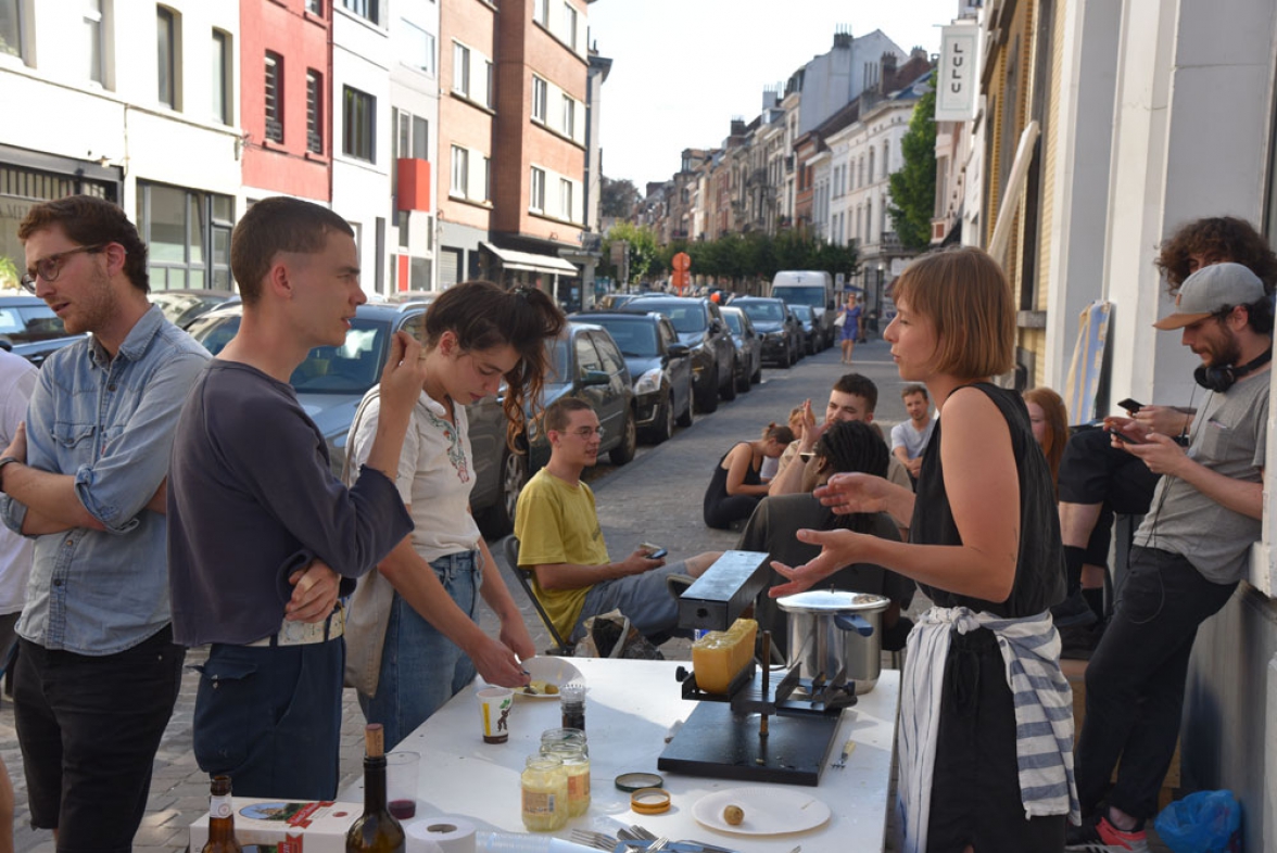 https://www.gabriellerossier.ch:443/files/gimgs/th-4_installationexpress_11.jpg